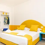 Sunny Flat Apartment Sorrento