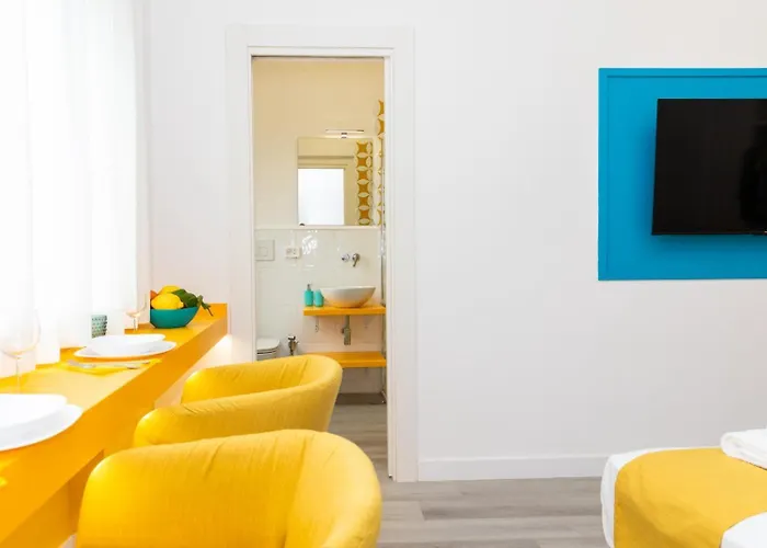 Sunny Flat * سورينتو